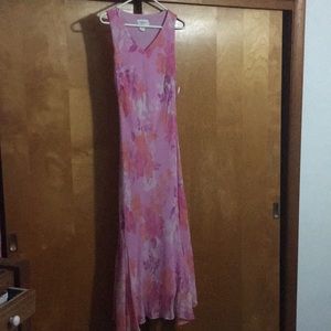 Beautiful flower detail sun dress